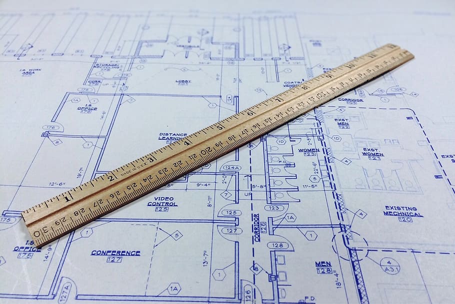 Blueprint z linijką do pomiaru powierzchni najmu